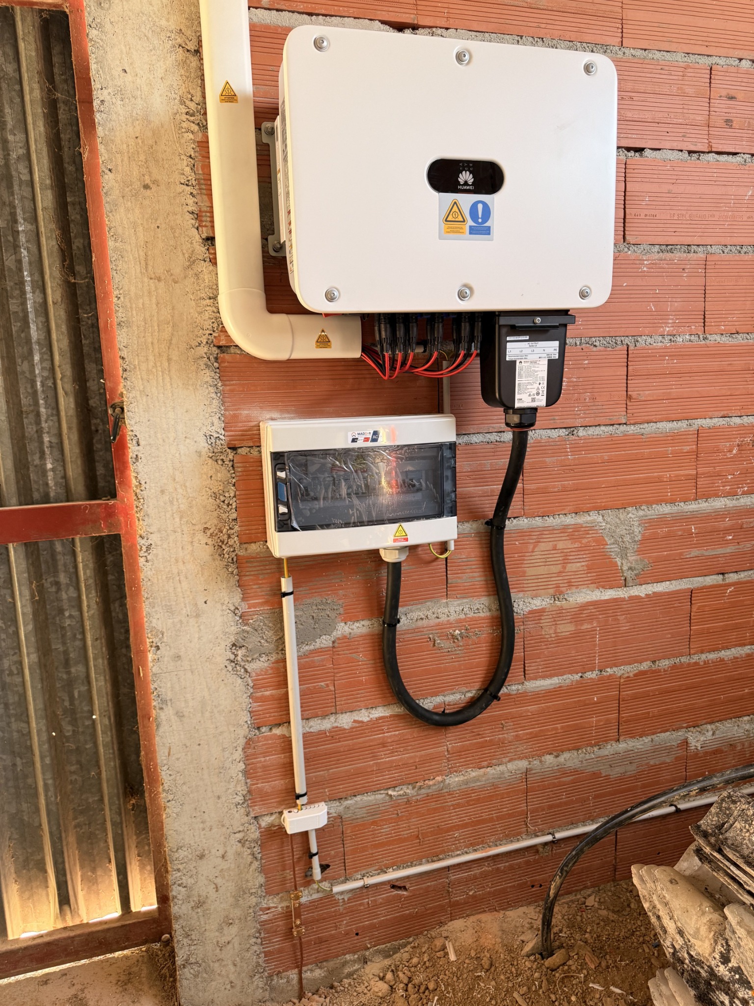 Onduleur Huawei mis en service par JS Énergies